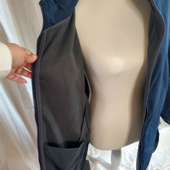 Eddie Bauer Womens Soft Shell Jacket, Fleece Lined, Full Zip - Picture 11 of 16